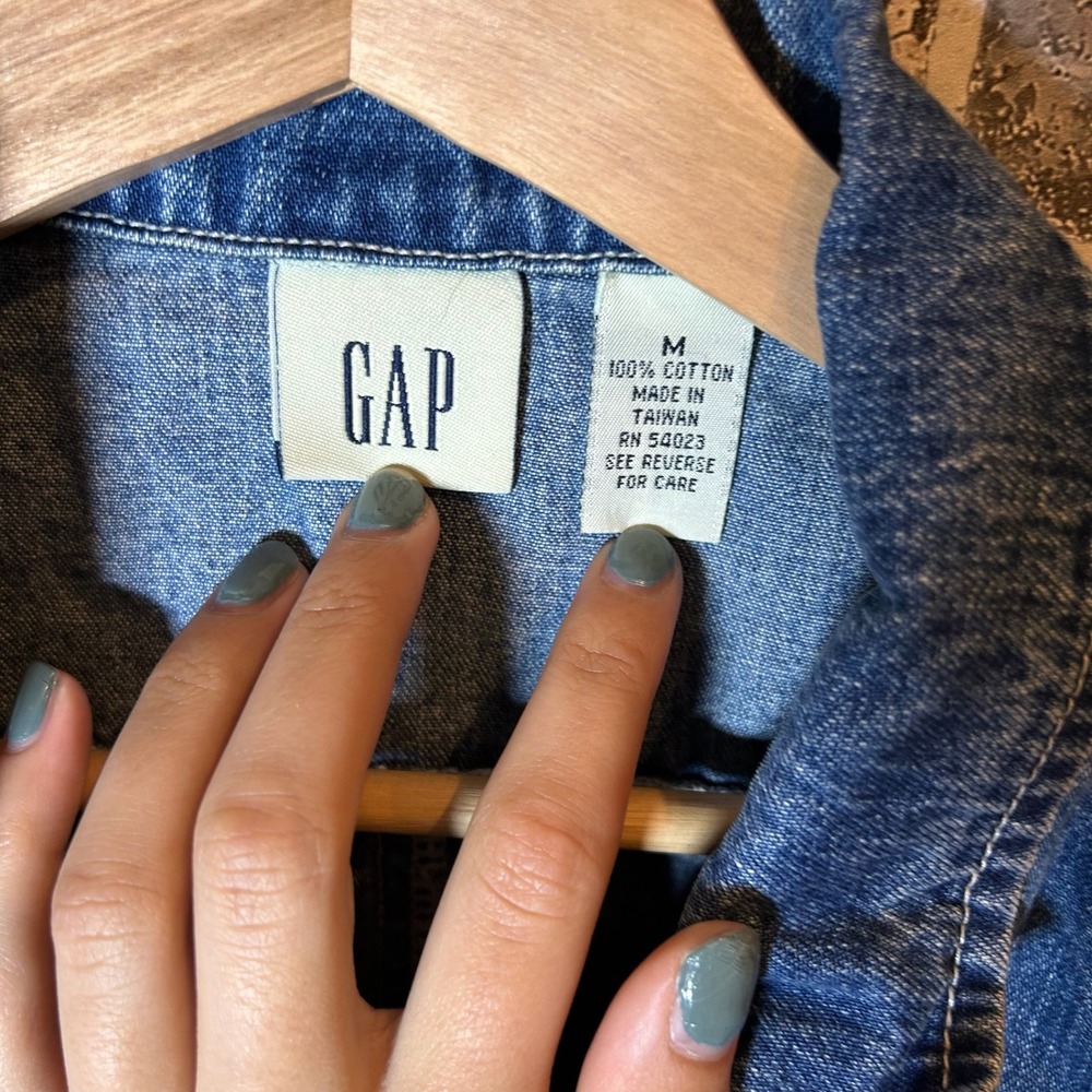 GAP Vintage Women Medium Wash Denim Trucker Vest Cropped Blue Cotton Size M - Picture 3 of 4